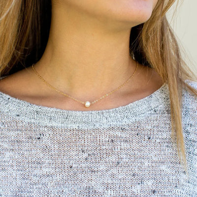Marianne pearl necklace